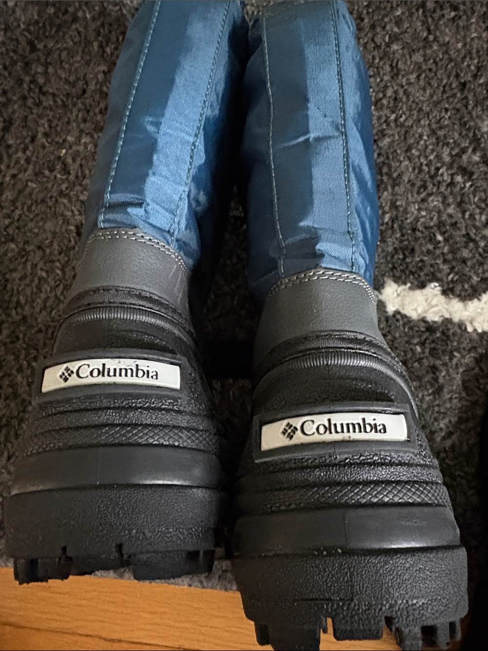 Columbia Boys' Navy Blue and Black Insulated Snow Boots with Red Accents - Picture 4 of 10